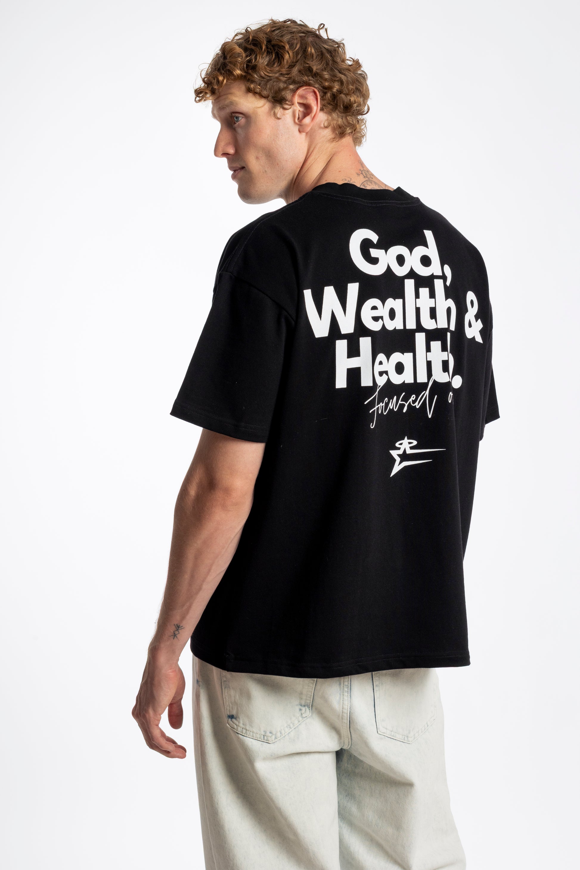 Enfocado en DIOS, RIQUEZA Y SALUD "God, Wealth & Health"